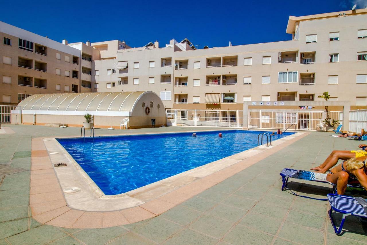 Apartmento TOMILLO Torrevieja Esterno foto